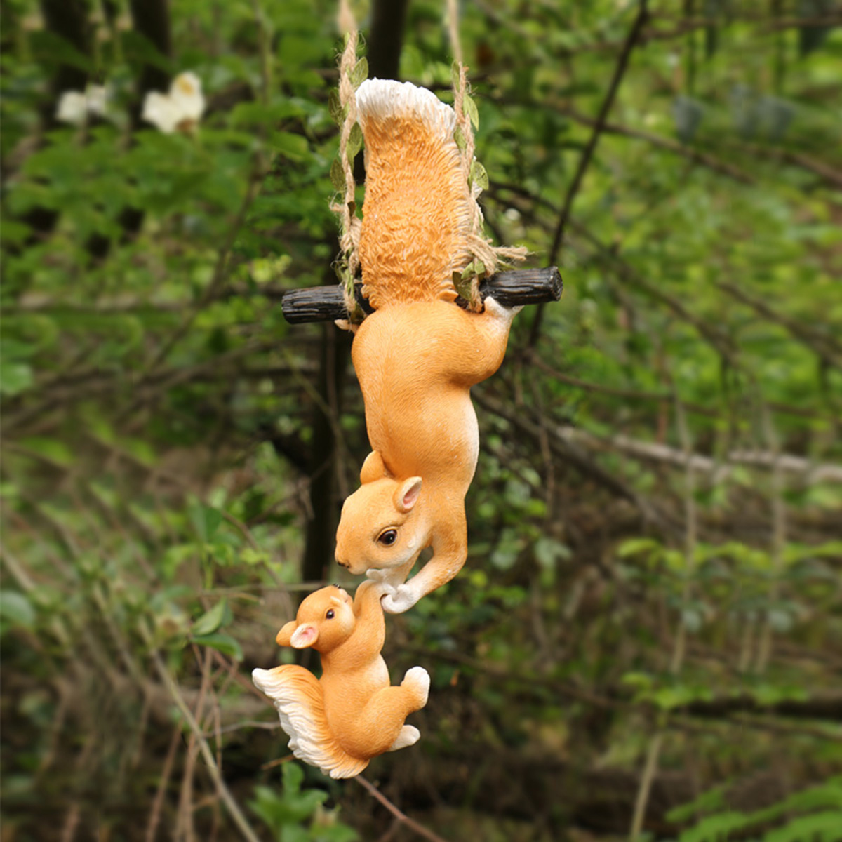 Mother Child Squirrel Resin Ha - Kids Outdoor Swing ulasan dan harga