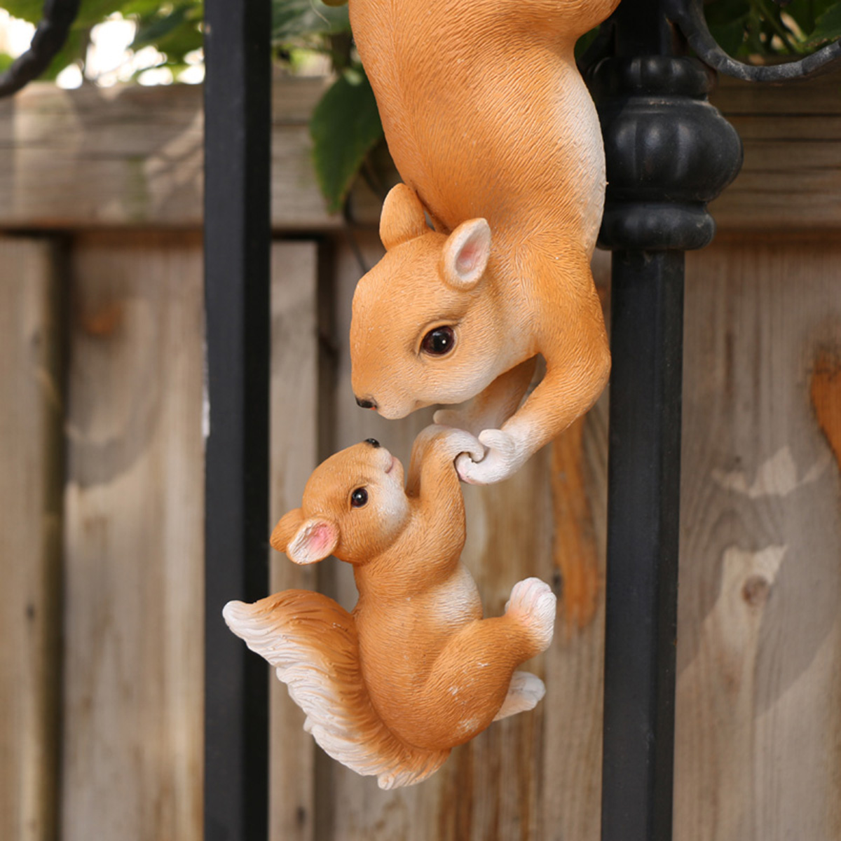 Mother Child Squirrel Resin Ha - Kids Outdoor Swing ulasan dan harga